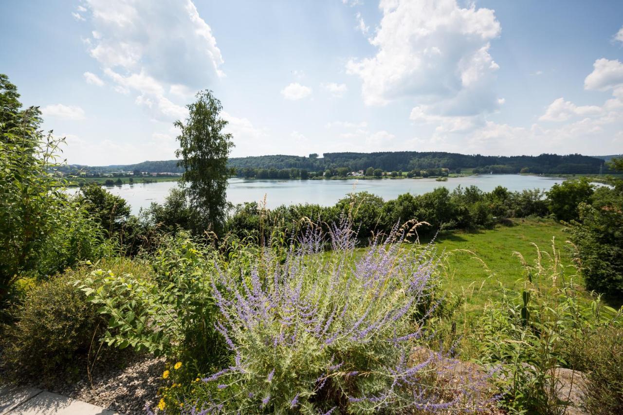Stille X Weite - Hochwertige Wohnung Mit See-Panorama Kronburg Dış mekan fotoğraf