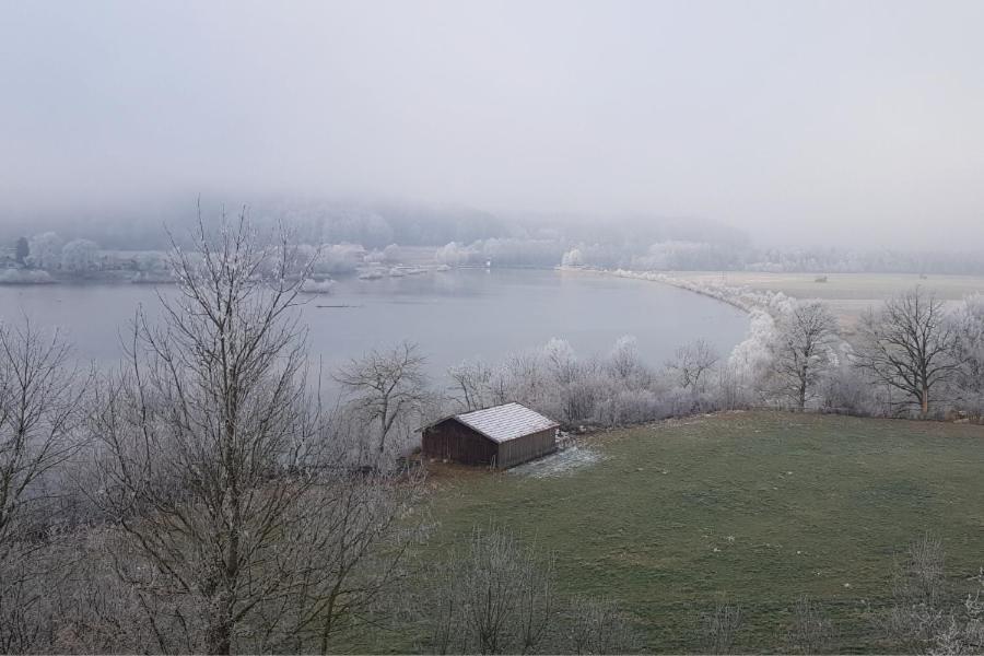 Stille X Weite - Hochwertige Wohnung Mit See-Panorama Kronburg Dış mekan fotoğraf