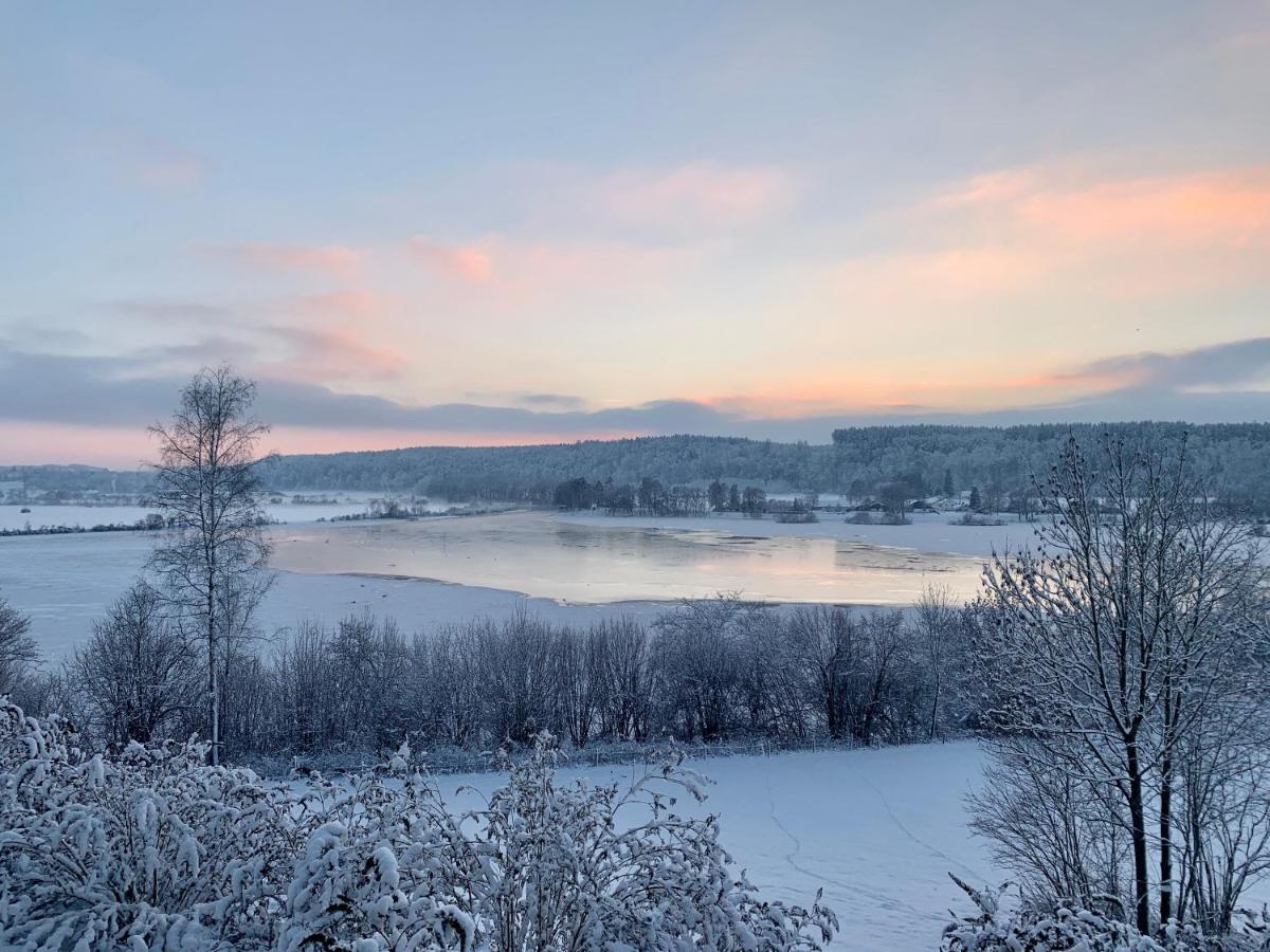 Stille X Weite - Hochwertige Wohnung Mit See-Panorama Kronburg Dış mekan fotoğraf