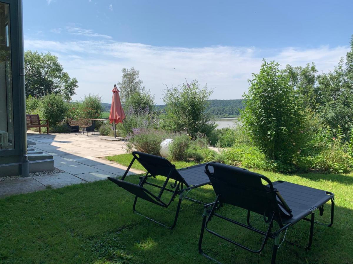 Stille X Weite - Hochwertige Wohnung Mit See-Panorama Kronburg Dış mekan fotoğraf